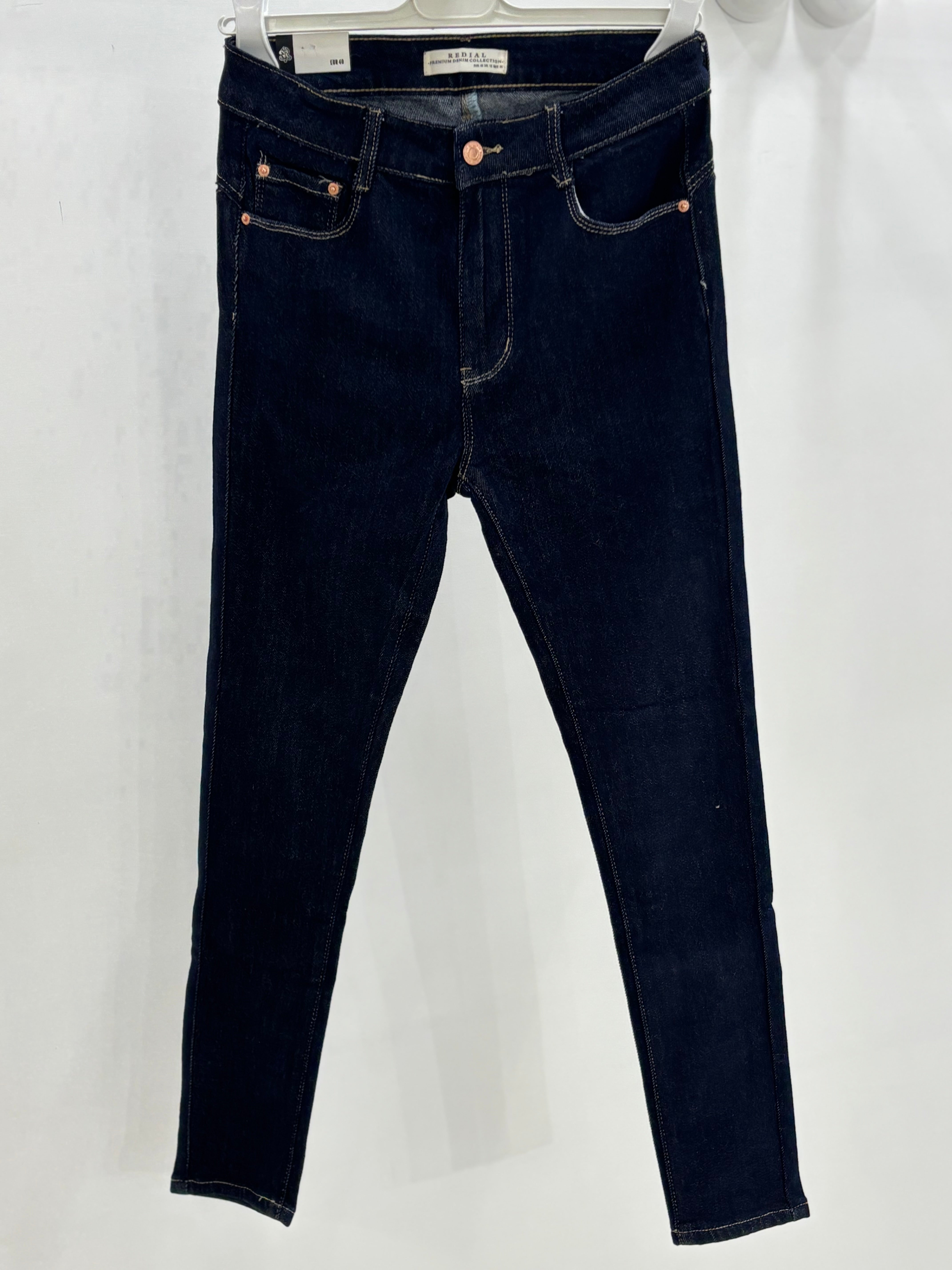 DENIM 8221