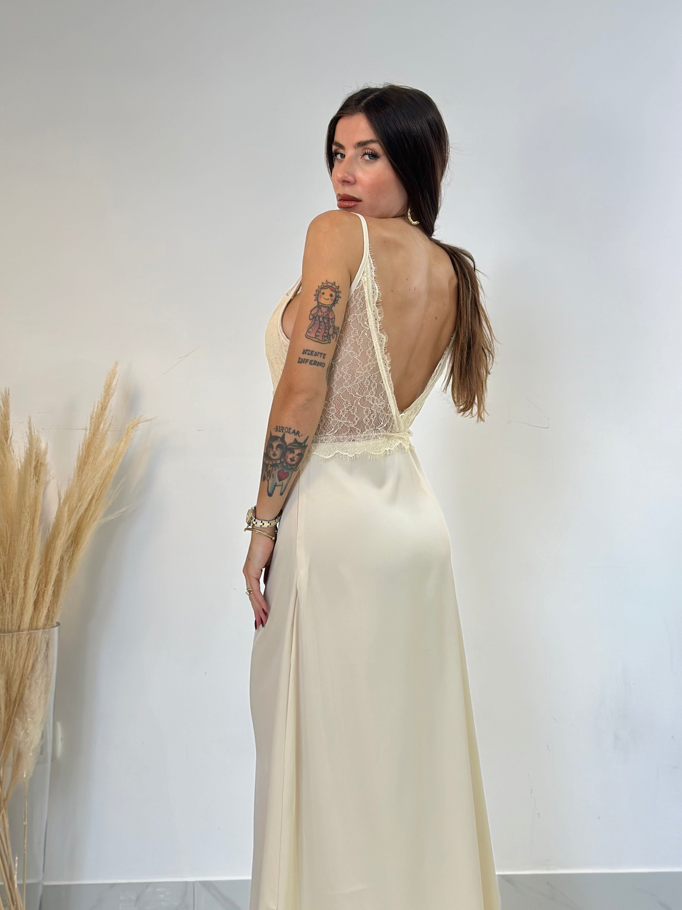 DRESS UNIQUE
