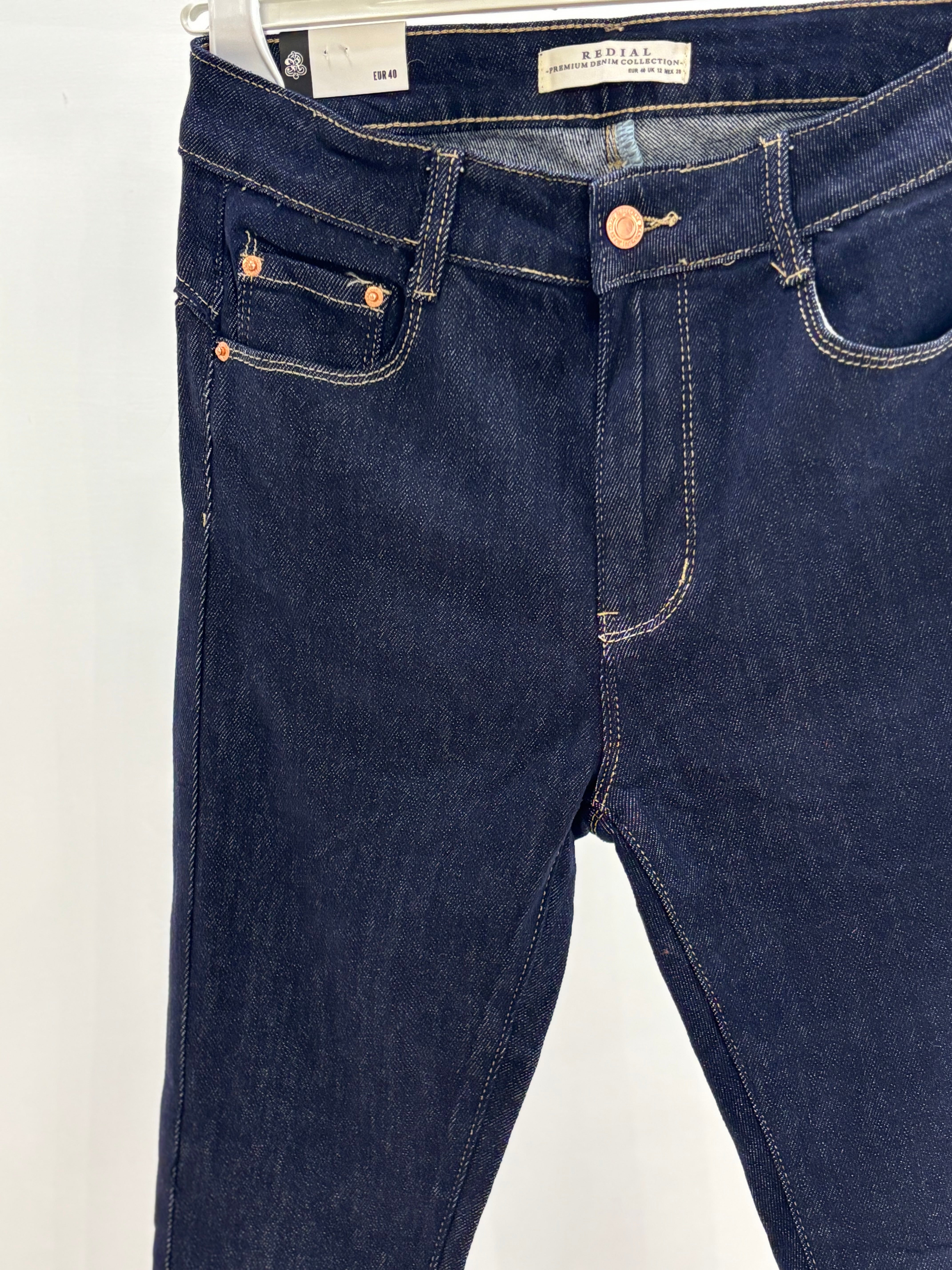DENIM 8221